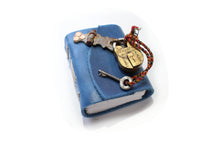 Load image into Gallery viewer, The A7 Padlock