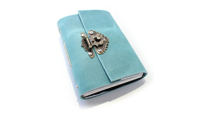 The Artists Journal